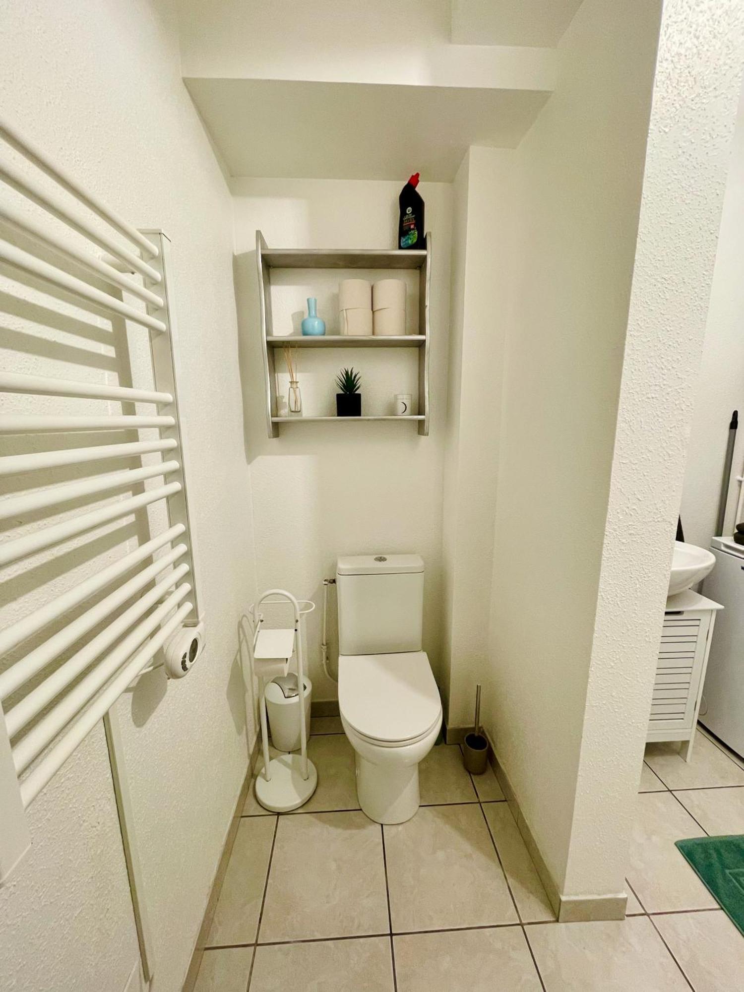 Joli Appartement Avec Parking Montbéliard Exterior foto