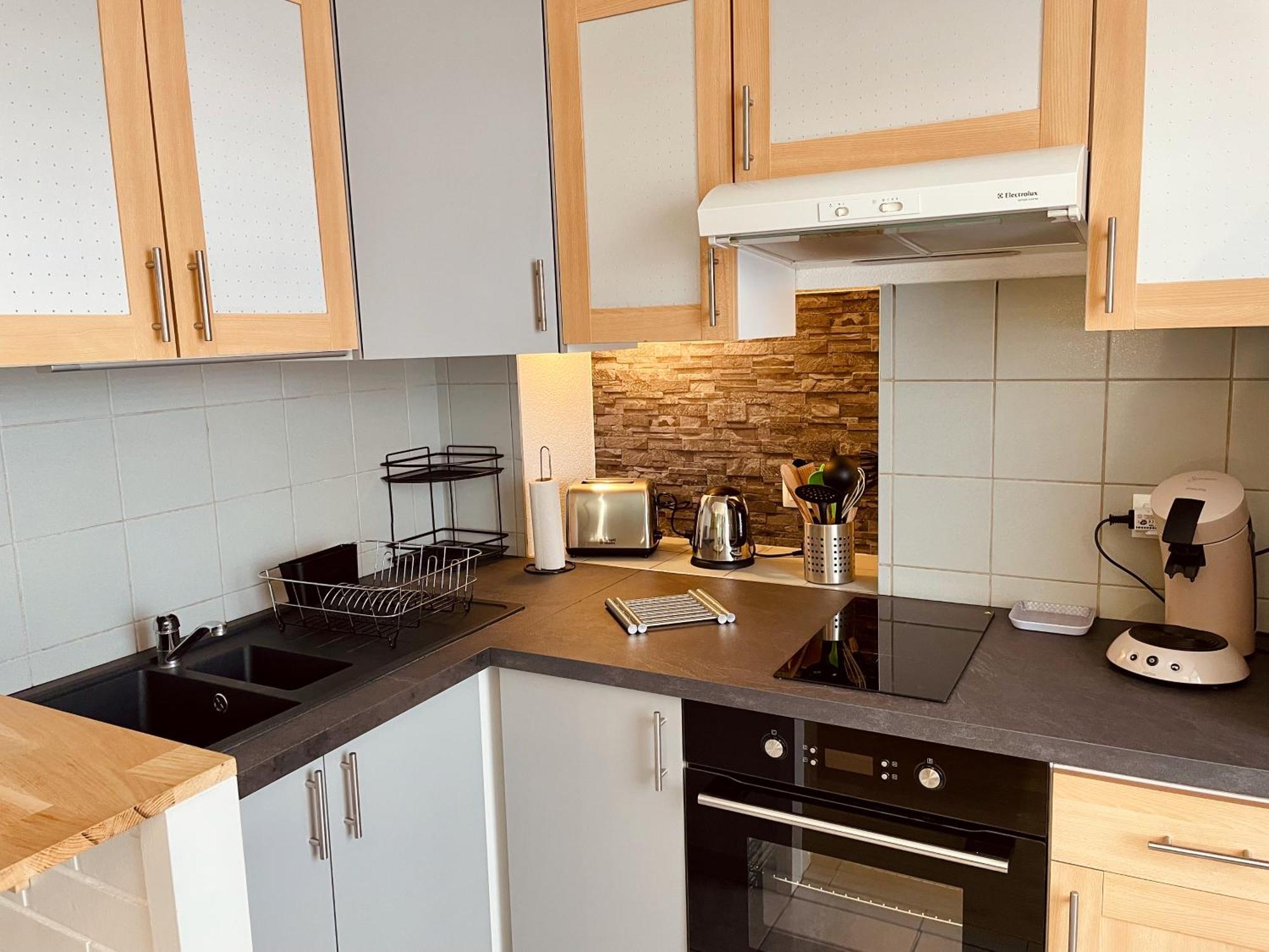 Joli Appartement Avec Parking Montbéliard Exterior foto